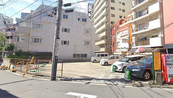 東京上野クリニック上野本院の駐車場情報