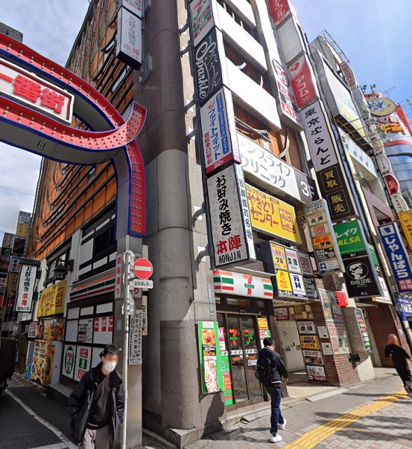 メンズライフクリニック新宿院の外観