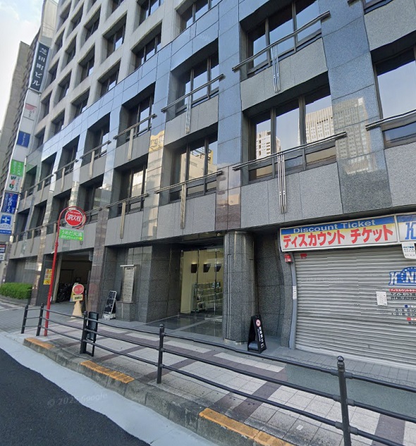 メンズライフクリニック梅田院の外観